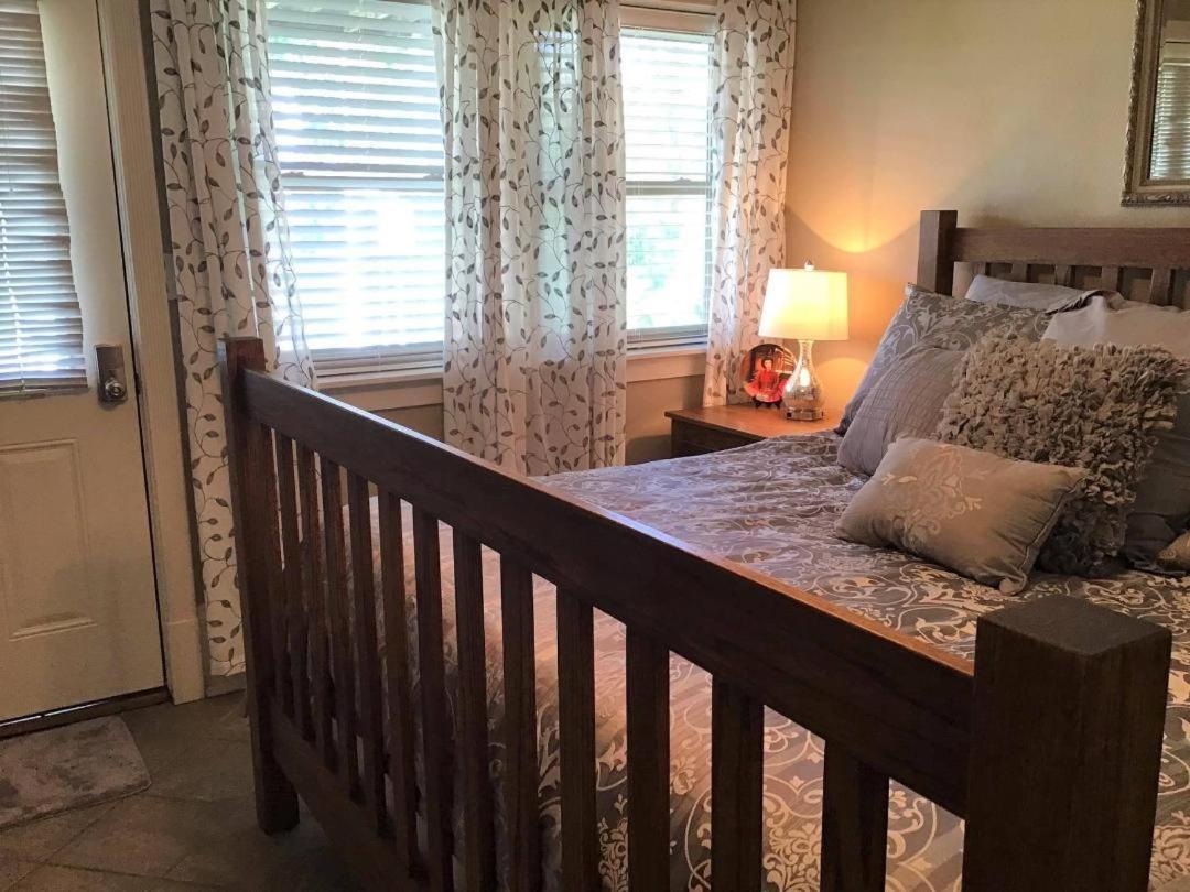 Ironton Plain & Fancy Bed & Breakfast المظهر الخارجي الصورة